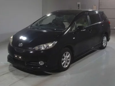 Toyota WISH  с аукциона в Японии