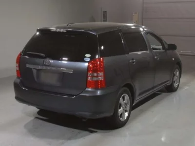 Toyota WISH  с аукциона в Японии
