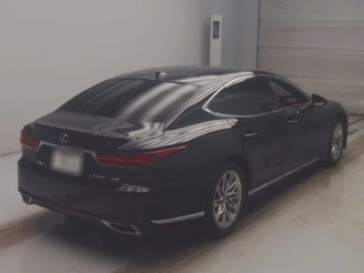 Lexus LS
