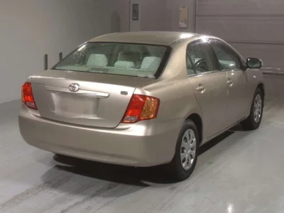 Toyota COROLLA AXIO  с аукциона в Японии