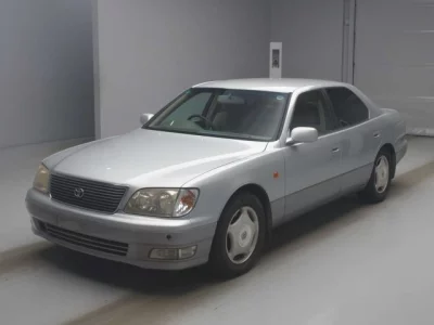 Toyota CELSIOR  с аукциона в Японии