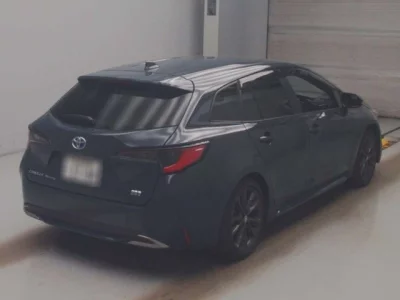 Toyota COROLLA TOURING  с аукциона в Японии