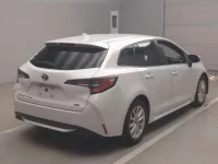 Toyota SIENTA лот № 50010 оценка RA  с аукциона в Японии 1