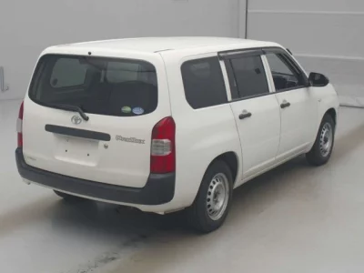 Toyota PROBOX  с аукциона в Японии