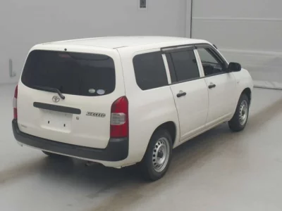 Toyota SUCCEED  с аукциона в Японии