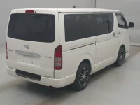 Toyota HIACE VAN лот № 76028 оценка R  с аукциона в Японии 1