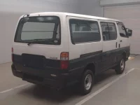 Toyota HIACE VAN лот № 56003 оценка RA  с аукциона в Японии 1