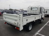 Toyota DYNA лот № 63501 оценка 4.5  с аукциона в Японии 1