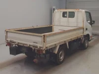 Toyota DYNA лот № 63501 оценка 3.5  с аукциона в Японии 1