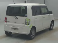 Toyota PIXIS SPACE лот № 77040 оценка R  с аукциона в Японии 1