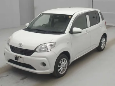 Toyota PASSO  с аукциона в Японии