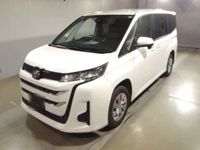Toyota NOAH  с аукциона в Японии