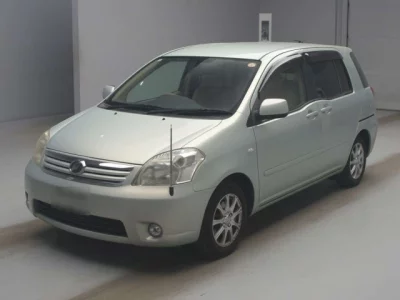 Toyota RAUM