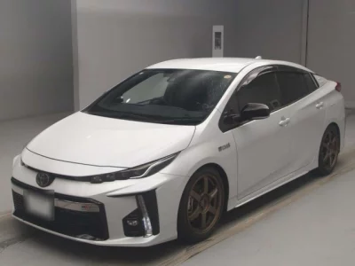 Toyota Prius PHV