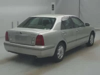 Toyota PROGRES лот № 72073 оценка 3.5  с аукциона в Японии 1