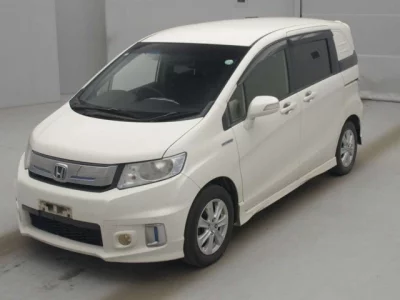 Honda FREED  с аукциона в Японии