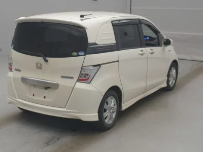Honda FREED  с аукциона в Японии