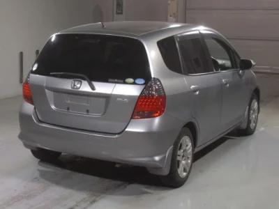 Honda FIT  с аукциона в Японии
