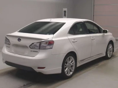 Lexus HS