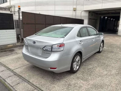 Lexus HS