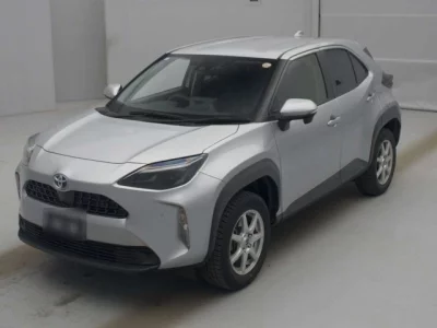 Toyota YARIS CROSS  с аукциона в Японии