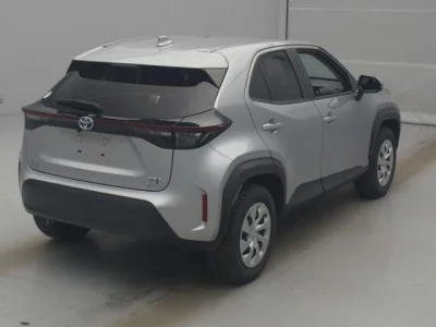 Toyota YARIS CROSS  с аукциона в Японии