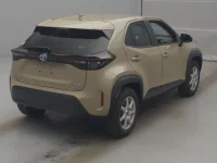 Toyota YARIS CROSS лот № 70181 оценка 3.5  с аукциона в Японии 1