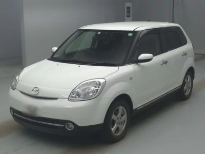 Mazda VERISA