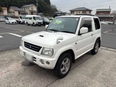 Mitsubishi PAJERO MINI