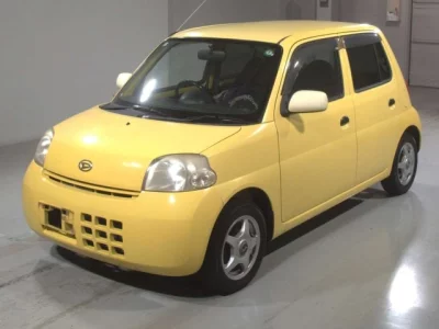Daihatsu Esse