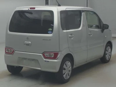 Suzuki WAGON R  с аукциона в Японии