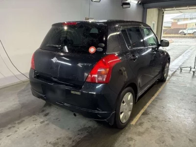 Suzuki SWIFT  с аукциона в Японии