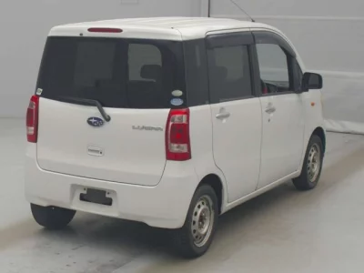 Subaru LUCRA