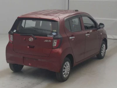 Daihatsu MIRA E S  с аукциона в Японии