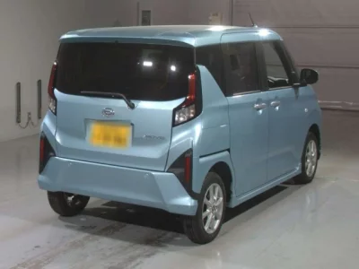 Daihatsu MOVE  с аукциона в Японии