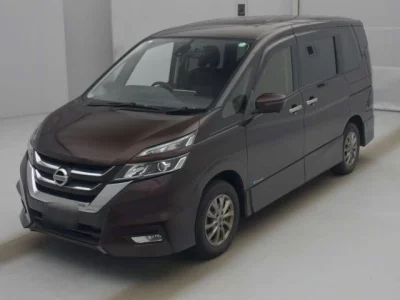 Nissan SERENA  с аукциона в Японии