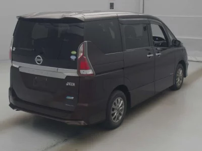 Nissan SERENA  с аукциона в Японии