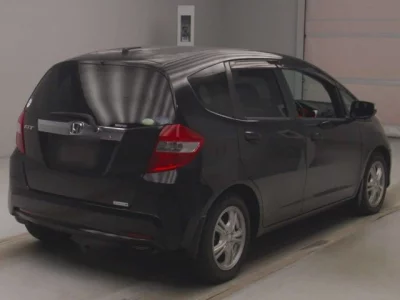 Honda FIT  с аукциона в Японии