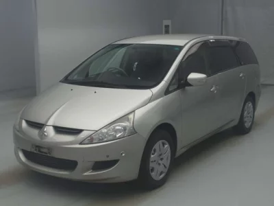 Mitsubishi GRANDIS