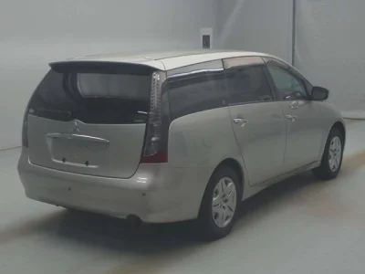 Mitsubishi GRANDIS