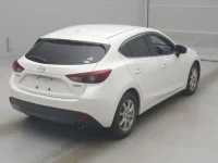 Mazda AXELA лот № 73708 оценка 3.5  с аукциона в Японии 1
