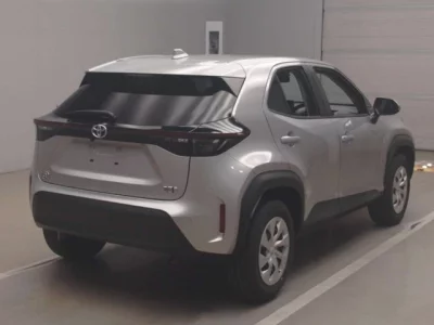 Toyota YARIS CROSS  с аукциона в Японии