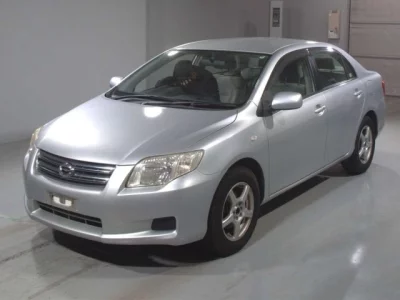 Toyota COROLLA AXIO  с аукциона в Японии