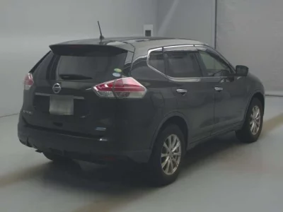Nissan X-TRAIL  с аукциона в Японии