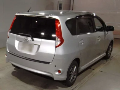Toyota PASSO SETTE