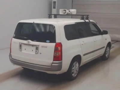 Toyota SUCCEED  с аукциона в Японии