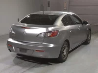 Mazda AXELA лот № 30506 оценка R  с аукциона в Японии 1