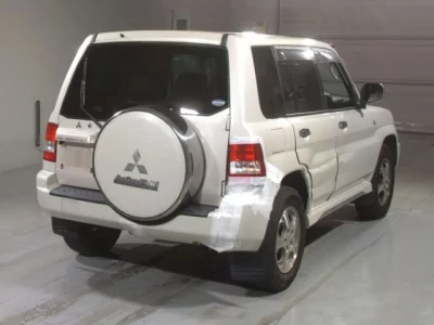 Mitsubishi PAJERO IO