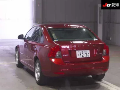 Volvo S40