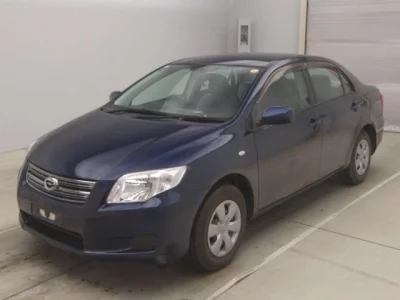 Toyota COROLLA AXIO  с аукциона в Японии